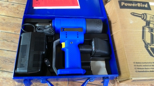 รีเวทไร้สายแบบเทพๆ GESIPA POWERBIRD รีเวทไร้สายแบบเทพๆ GESIPA POWERBIRD