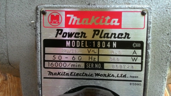 กบไฟฟ้า MAKITA 1804 N (Mแดง) สภาพสวยๆเลย
