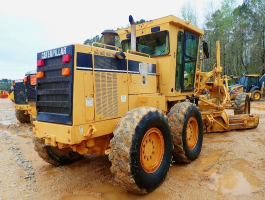 MOTOR GRADER CATERPILLAR 140H S/N: 2ZK05XXX YEAR: 2000 มือสองนำเข้าจากอเมริการ สภาพสวย พร้อมใช้งาน กำลังลงเรือเดินทางมาถึงเร็วๆ นี้ค่ะ สนใจวางมัดจำไว้ก่อนได้นะคะ MOTOR GRADER CATERPILLAR 140H S/N: 2ZK05XXX YEAR: 2000 มือสองนำเข้าจากอเมริการ สภาพสวย พร้อมใช้งาน กำลังลงเรือเดินทางมาถึงเร็วๆ นี้ค่ะ สนใจวางมัดจำไว้ก่อนได้นะคะ
