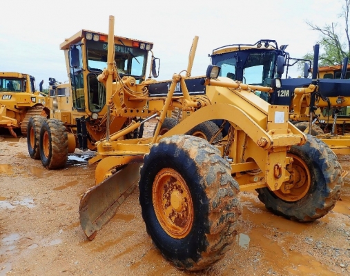 MOTOR GRADER CATERPILLAR 140H S/N: 2ZK05XXX YEAR: 2000 มือสองนำเข้าจากอเมริการ สภาพสวย พร้อมใช้งาน กำลังลงเรือเดินทางมาถึงเร็วๆ นี้ค่ะ สนใจวางมัดจำไว้ก่อนได้นะคะ MOTOR GRADER CATERPILLAR 140H S/N: 2ZK05XXX YEAR: 2000 มือสองนำเข้าจากอเมริการ สภาพสวย พร้อมใช้งาน กำลังลงเรือเดินทางมาถึงเร็วๆ นี้ค่ะ สนใจวางมัดจำไว้ก่อนได้นะคะ