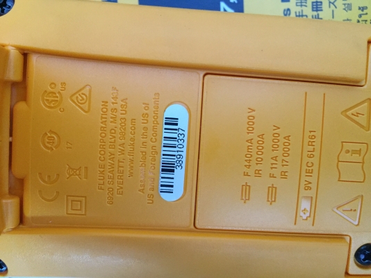 ขายมิเตอร์ fluke179 มือสองสภาพสวยๆครับ ขายมิเตอร์ fluke179 มือสองสภาพสวยๆครับ