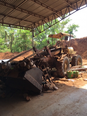 ขายรถตัก CAT 910 ไม่มีเครื่องยนต์ อย่างอื่นครบ ขายรถตัก CAT 910 ไม่มีเครื่องยนต์ อย่างอื่นครบ