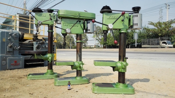 สว่านแท่นญี่ปุ่น Made in JAPAN HITACHI ไฟบ้าน 2 สาย 220V สภาพสวยรุ่นงานหนักพร้อมใช้งาน Hitachi 23 mm สว่านแท่นญี่ปุ่น Made in JAPAN HITACHI ไฟบ้าน 2 สาย 220V สภาพสวยรุ่นงานหนักพร้อมใช้งาน Hitachi 23 mm