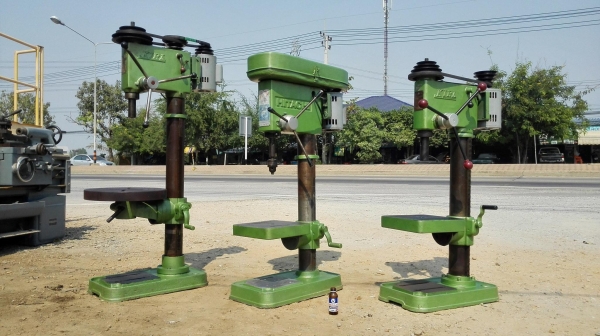 สว่านแท่นญี่ปุ่น Made in JAPAN HITACHI ไฟบ้าน 2 สาย 220V สภาพสวยรุ่นงานหนักพร้อมใช้งาน Hitachi 23 mm
