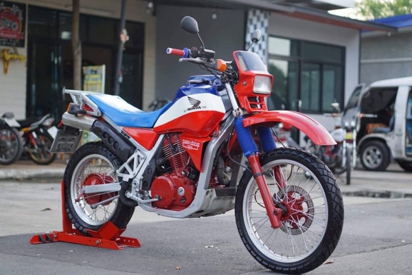 ร้าน วุฒิ นนบุรี ขาย HONDA XLV 750 R 1983 รถทะเบียนแท้ๆโอนขนส่ง มี 500 คันทั่วโลก