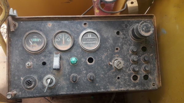 ขายรถเกรด ขนาดกลางๆสภาพพร้อมไช้ ขายรถเกรด ขนาดกลางๆสภาพพร้อมไช้