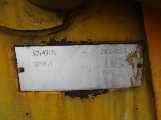 ขาย รถตักหน้าขุดหลัง JCB 3CX เล่มทะเบียน ราคา 320,000 บาท 084-5424150