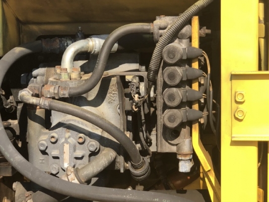 ขายรถขุด KOMATSU PC120-6E ลายหัวกระแทก นำเข้าเองจากญี่ปุ่น สภาพสวยพร้อมใช้ มีVDOการทำงานครับ