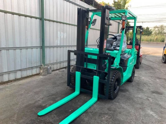 ขาย Mitsubishi ล่าสุด 2.5 ตัน 3 เมตร ดีเซล เกียร์มือ สภาพดีมากๆ ราคา 320,000 บาท 094-426-7888 จะเด็ด