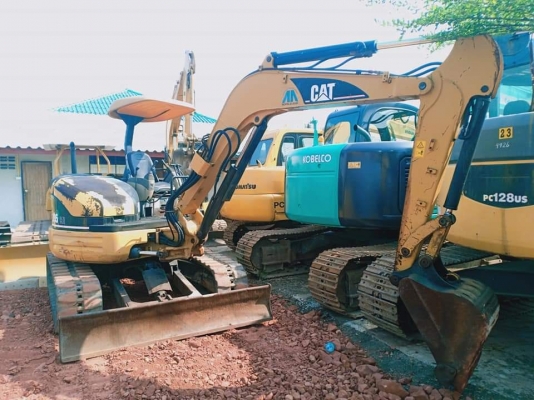 ขายจ้า..CATETPILLAR 305CR เก่านอกแท้  เดิมๆๆ สภาพสวยพร้อมใช้ ลองระบบกันได้ทุกวัน โทร 089-3818694 จ๊อย