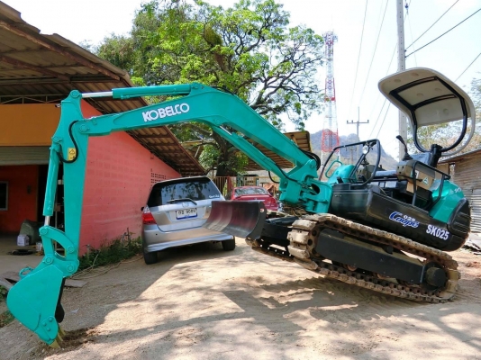KOBELCO SK025 ขนาดPC-25 คอลโทนสั้นปั๊มนิ้ว รถเก่านอกมีเอกสารอินวอย☎️ติดต่อ 085-5632278<ราคาต่อรองได้>