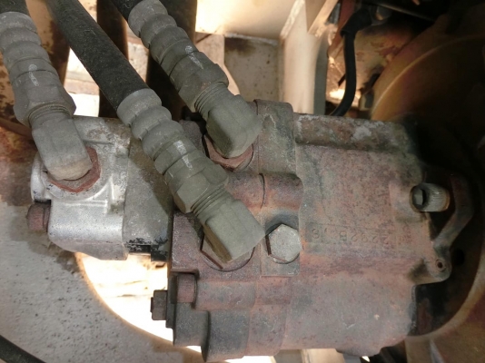 KOBELCO SK025 ขนาดPC-25 คอลโทนสั้นปั๊มนิ้ว รถเก่านอกมีเอกสารอินวอย☎️ติดต่อ 085-5632278<ราคาต่อรองได้>