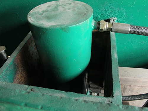 ขายแท่นอัดไฮดรอลิคขนาดใหญ่โครงแข็งแรงเกิน100ตัน ขายแท่นอัดไฮดรอลิคขนาดใหญ่โครงแข็งแรงเกิน100ตัน