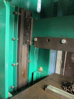 ขายแท่นอัดไฮดรอลิคขนาดใหญ่โครงแข็งแรงเกิน100ตัน ขายแท่นอัดไฮดรอลิคขนาดใหญ่โครงแข็งแรงเกิน100ตัน