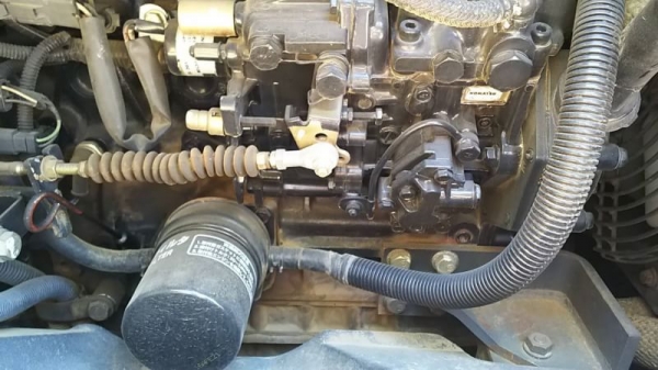 มาใหม่ๆ เอี่ยมๆ กริ๊บๆ KOMATSU PC 50MR-2 นำเข้าจากญี่ปุ่นโดยตรง ชั่วโมงทำงานน้อย พร้อมตู้เก๋งสวยๆ โทร.090-986-2521 อ๊อบ