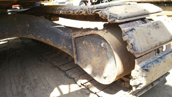 มาใหม่ๆ เอี่ยมๆ กริ๊บๆ KOMATSU PC 50MR-2 นำเข้าจากญี่ปุ่นโดยตรง ชั่วโมงทำงานน้อย พร้อมตู้เก๋งสวยๆ โทร.090-986-2521 อ๊อบ