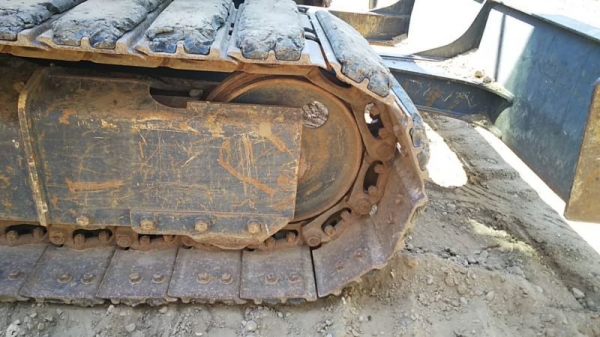 มาใหม่ๆ เอี่ยมๆ กริ๊บๆ KOMATSU PC 50MR-2 นำเข้าจากญี่ปุ่นโดยตรง ชั่วโมงทำงานน้อย พร้อมตู้เก๋งสวยๆ โทร.090-986-2521 อ๊อบ