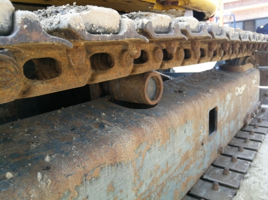 ราคาพิเศษ KOMATSU PC 30MR-3 นำเข้าจากญี่ปุ่นโดยตรง ชั่วโมงทำงานน้อย พร้อมตู้เก๋งสวยๆ โทร.090-986-2521 อ๊อบ