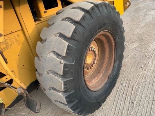 ขาย 695,000 รถตักล้อยาง CATTERPILAR 924Gz  เครื่องดี เกียร์แรง ระบบไฮโดรลิกพร้อมใช้ เอกสารชื้อขาย  รถอยู่  นครปฐม โทร 0610710295  สนใจ รายการสินค้า อื่นๆ ที่ เว็ปไชค์ Truck2Hand https://www.truck2hand.com/index.php?actions=content/search&amp;member_id=136