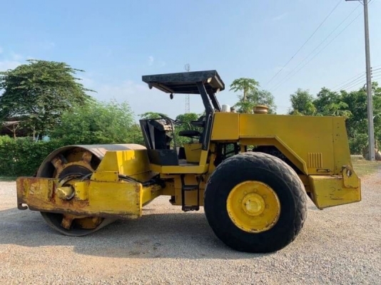 ขาย  395,000 รถบด 2 เพลา DYNAPAC CA251 เครื่อง isuzu 6BD1 แรงดี ระบบสั่นสะเทือนพร้อมใช้ เอกสารขื้อขาย  รถอยู่  นครปฐม โทร 0610710295  สนใจ รายการสินค้า อื่นๆ ที่ เว็ปไชค์ Truck2Hand https://www.truck2hand.com/index.php?actions=content/search&amp;member_id