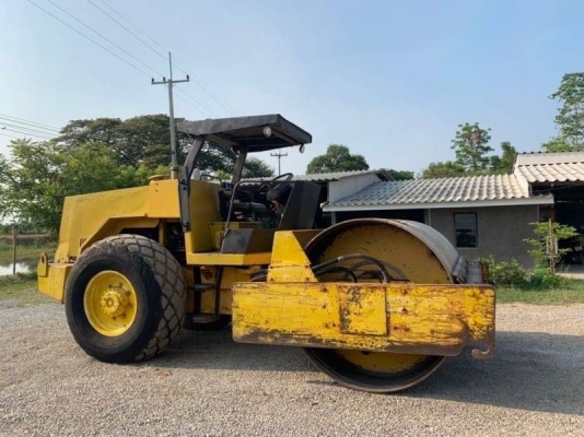 ขาย  395,000 รถบด 2 เพลา DYNAPAC CA251 เครื่อง isuzu 6BD1 แรงดี ระบบสั่นสะเทือนพร้อมใช้ เอกสารขื้อขาย  รถอยู่  นครปฐม โทร 0610710295  สนใจ รายการสินค้า อื่นๆ ที่ เว็ปไชค์ Truck2Hand https://www.truck2hand.com/index.php?actions=content/search&amp;member_id