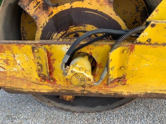 ขาย  395,000 รถบด 2 เพลา DYNAPAC CA251 เครื่อง isuzu 6BD1 แรงดี ระบบสั่นสะเทือนพร้อมใช้ เอกสารขื้อขาย  รถอยู่  นครปฐม โทร 0610710295  สนใจ รายการสินค้า อื่นๆ ที่ เว็ปไชค์ Truck2Hand https://www.truck2hand.com/index.php?actions=content/search&amp;member_id