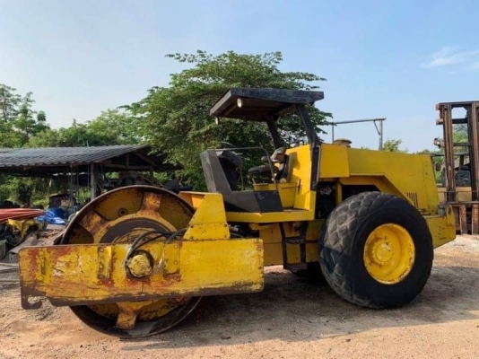 ขาย  395,000 รถบด 2 เพลา DYNAPAC CA251 เครื่อง isuzu 6BD1 แรงดี ระบบสั่นสะเทือนพร้อมใช้ เอกสารขื้อขาย  รถอยู่  นครปฐม โทร 0610710295  สนใจ รายการสินค้า อื่นๆ ที่ เว็ปไชค์ Truck2Hand https://www.truck2hand.com/index.php?actions=content/search&amp;member_id