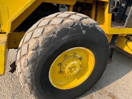 ขาย  395,000 รถบด 2 เพลา DYNAPAC CA251 เครื่อง isuzu 6BD1 แรงดี ระบบสั่นสะเทือนพร้อมใช้ เอกสารขื้อขาย  รถอยู่  นครปฐม โทร 0610710295  สนใจ รายการสินค้า อื่นๆ ที่ เว็ปไชค์ Truck2Hand https://www.truck2hand.com/index.php?actions=content/search&amp;member_id