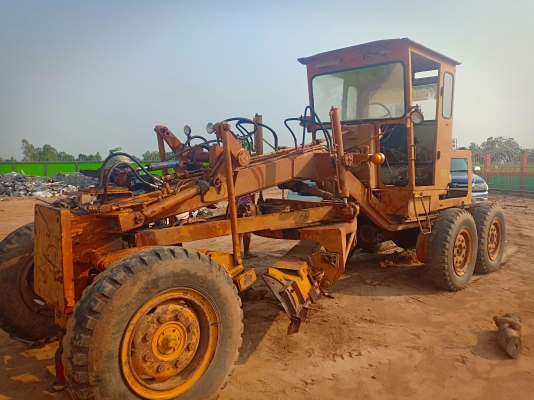 ขายเกรดเดอร์ 46F พร้อมใช้