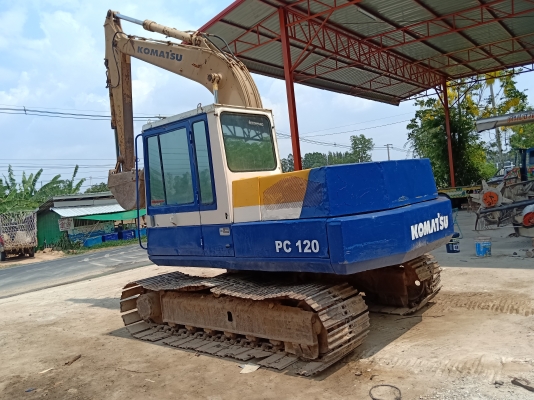 ขายแบคโฮ โคมัสสุ PC 100-3 ขายแบคโฮ โคมัสสุ PC 100-3