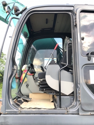 ขายแบคโฮKOBELCO SK210LC-8XM รถทำงาน4000ชม.บูมยาว18เมตรเอกสารชุดจดทะเบียนราคา 2,750,000