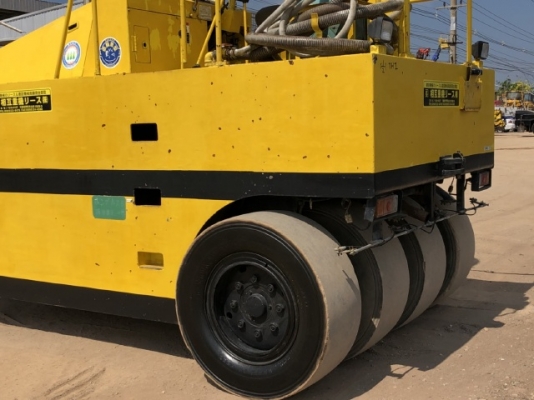 ขายรถบด 7 ล้อ KAWASAKI K20WII นำเข้าเองจากญี่ปุ่น สภาพสวยพร้อมใช้ ขายรถบด 7 ล้อ KAWASAKI K20WII นำเข้าเองจากญี่ปุ่น สภาพสวยพร้อมใช้