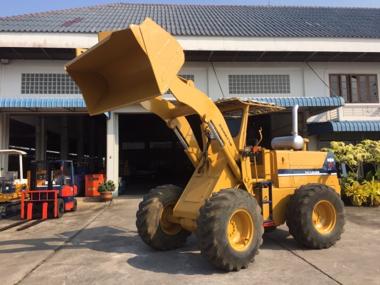 รถตักล้อยาง Komatsu 515 นำเข้าจากญี่ปุ่น สภาพพร้อมใช้งาน ไม่เคยใช้งานในไทย