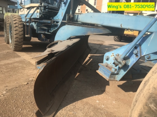 ขาย รถเกรด KOMATSU GD305A-1 เก่าญี่ปุ่น พร้อมใช้ ขาย รถเกรด KOMATSU GD305A-1 เก่าญี่ปุ่น พร้อมใช้