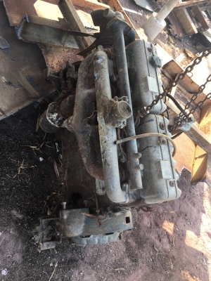 ขายเครื่่องเกียร์ 2D ใว้ทำอะไหล่ เสื้อทะลุ ราคาถูกๆ26000บาท 0816278866