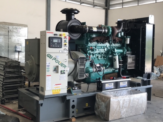 ขายเครื่องปั่นไฟ ขนาด 375 KVA ไดร์ Stamford เครื่องยนต์ Cummins สินค้าคุณภาพ ราคาเบาๆเลยค่ะ ^__^