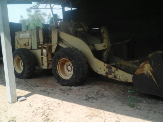 ขาย รถตัก KOMATSU 510 กรองคู่ เครื่องดี เกียร์ดี รถพร้อมใช้งานครับ