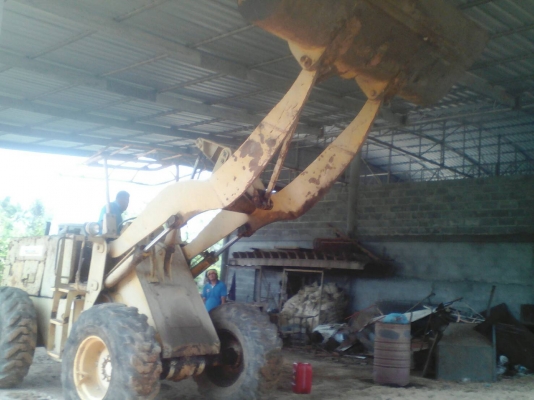 ขาย รถตัก KOMATSU 510 กรองคู่ เครื่องดี เกียร์ดี รถพร้อมใช้งานครับ