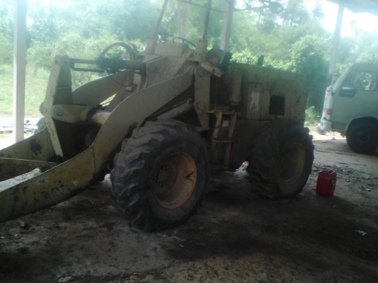 ขาย รถตัก KOMATSU 510 กรองคู่ เครื่องดี เกียร์ดี รถพร้อมใช้งานครับ