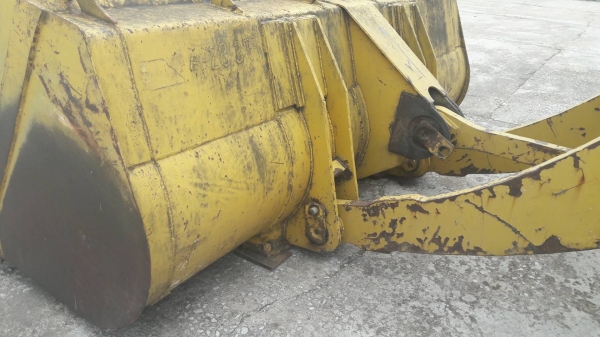 รถตัก TCM รุ่น L34 พร้อมใช้งาน แถมใบดันลานขนาดใหญ่ให้1ใบ