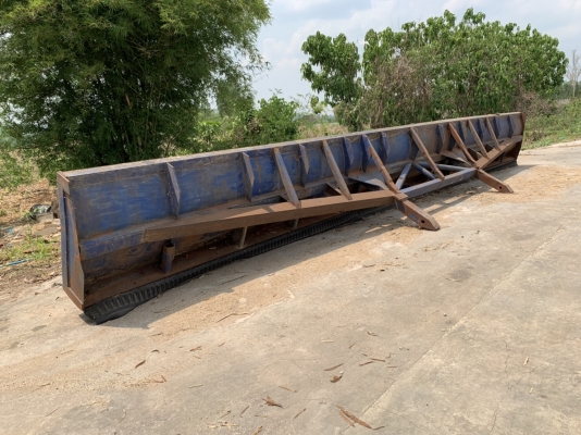 รถตัก TCM รุ่น L34 พร้อมใช้งาน แถมใบดันลานขนาดใหญ่ให้1ใบ