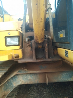 ขายแบคโฮKOMATSU PC70-8 ไฟเต็มเอกสารเล่มทะเบียนราคา 900,000