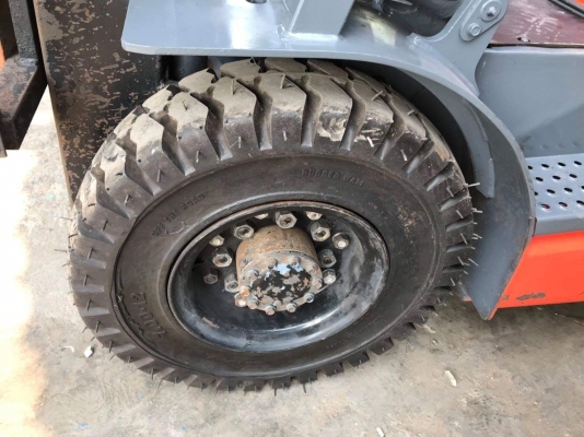 รถฟอร์คลิฟต์โตโยต้า ดีเซล 2.5 ตัน  เสาสูง4เมตร