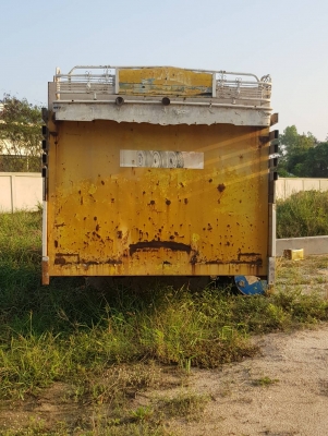 กระบะดั๊ม มีเนียม 10 ล้อ