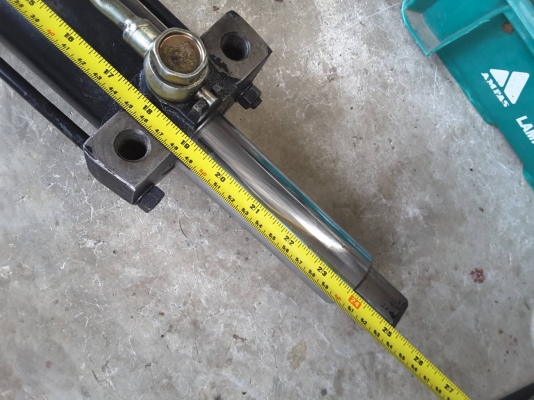 ชุดไฮดรอลิกบังคับเลี้ยวของรถโฟล์คลิฟท์มือสอง สภาพดี ใช้งานได้ดีปกติ ราคา 8900 บาทไม่รวมส่งค่ะ มีชุดเดียว