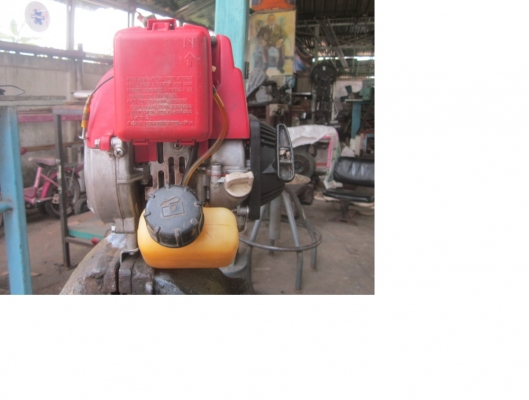 เครื่องตัดหญ้าHonda GX31