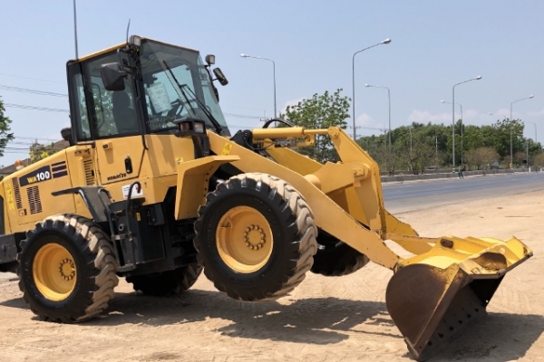 ขายรถตักล้อยาง KOMATSU WA100-5 แขนยาวพิเศษ (2,xxx ชั่วโมง) นำเข้าเองจากญี่ปุ่น สภาพสวยพร้อมใช้ มีVDOครับ