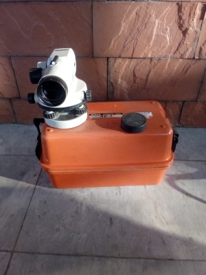 กล้องระดับ NIKON   รุ่น AE-5 มือสอง พร้อมใช้งาน ผลิตญี่ปุ่นเเท้ ราคา5000บาทเท่านั้น สภาพดีมาก กำลังขยาย 28 เท่า  สนใจจริงโทรคุยได้เลยครับ TEL 087-0080205 GOLF