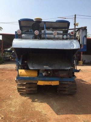 ขายรถเกี่ยวข้าว เกษตรพัฒนาปลดหนี้ ช่วงล่าง12 เครื่อง210 ปั๊ม22  สภาพทำงานปกติ