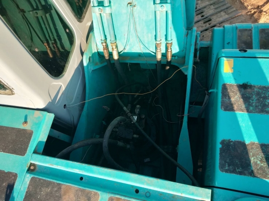 ขายรถแบคโฮ KOBELCO SK200-6 YN10 เอกสารเล่ม ราคา 1150000